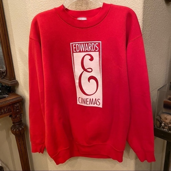 Vintage EDWARDS CINEMAS Red Graphic Sweatshirt Size XL - Picture 1 of 8